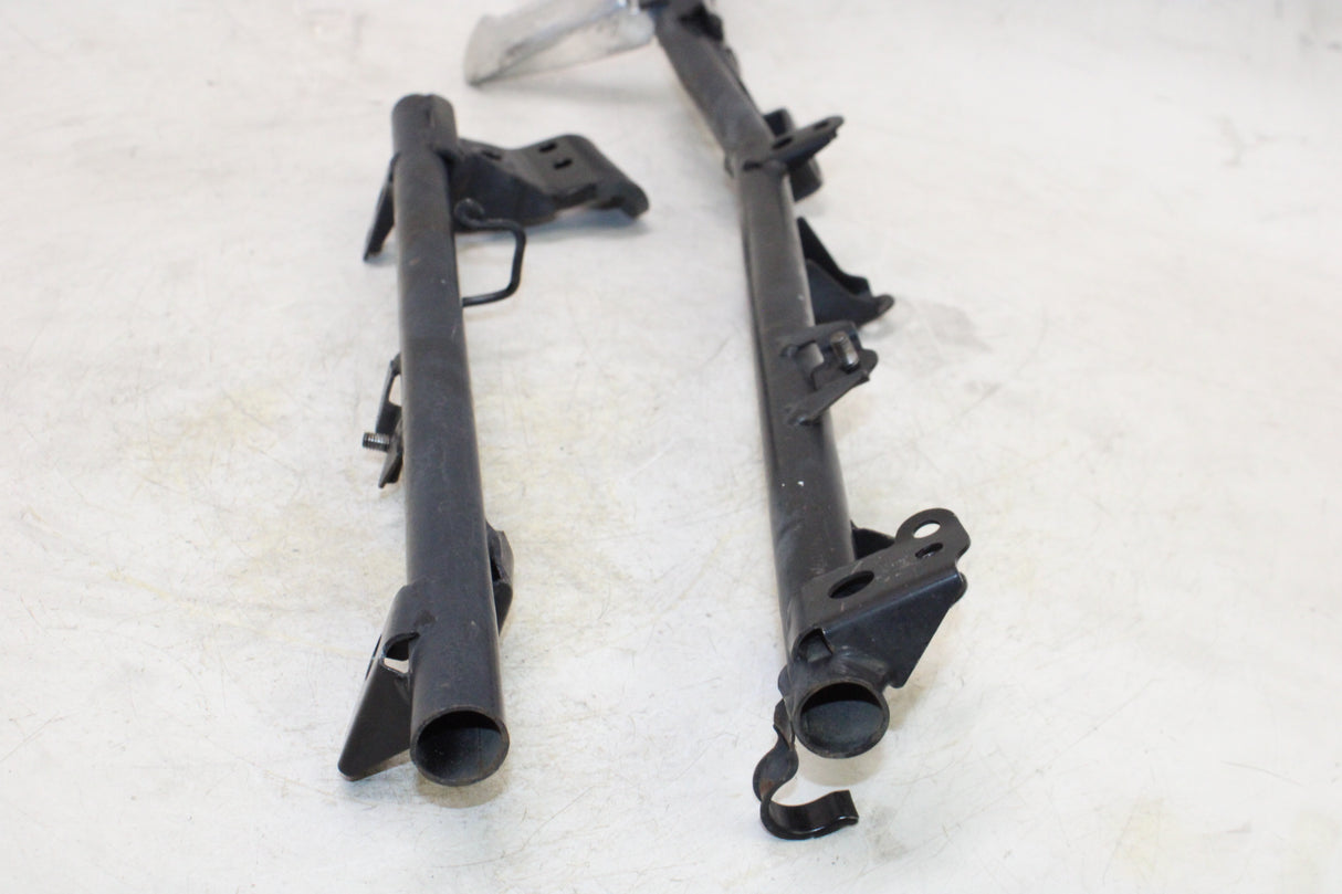 2010 Honda Elite 110 NHX110 OEM RIGHT REAR BACK PASSENGER PEG W BRACKET PAIR
