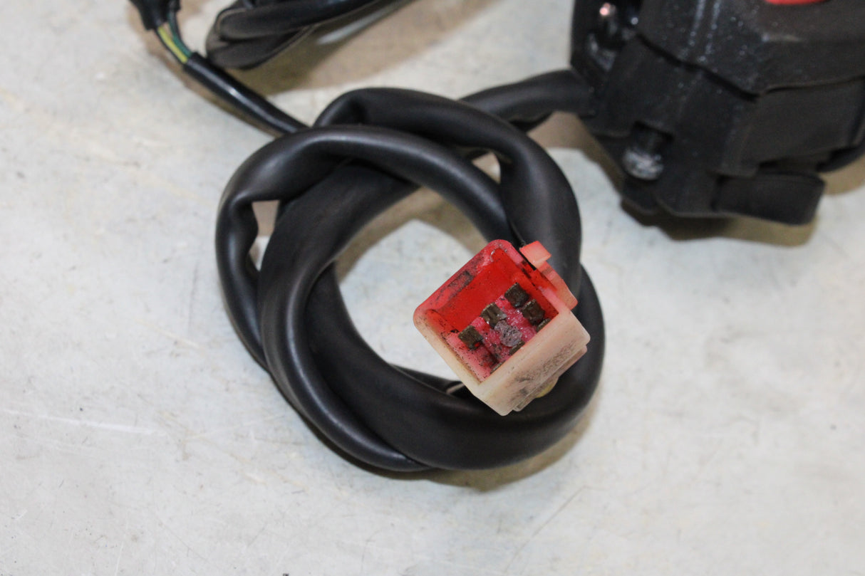 2000 Honda CBR900RR OEM RIGHT CLIP ON HANDLE KILL OFF START SWITCH SWITCHES