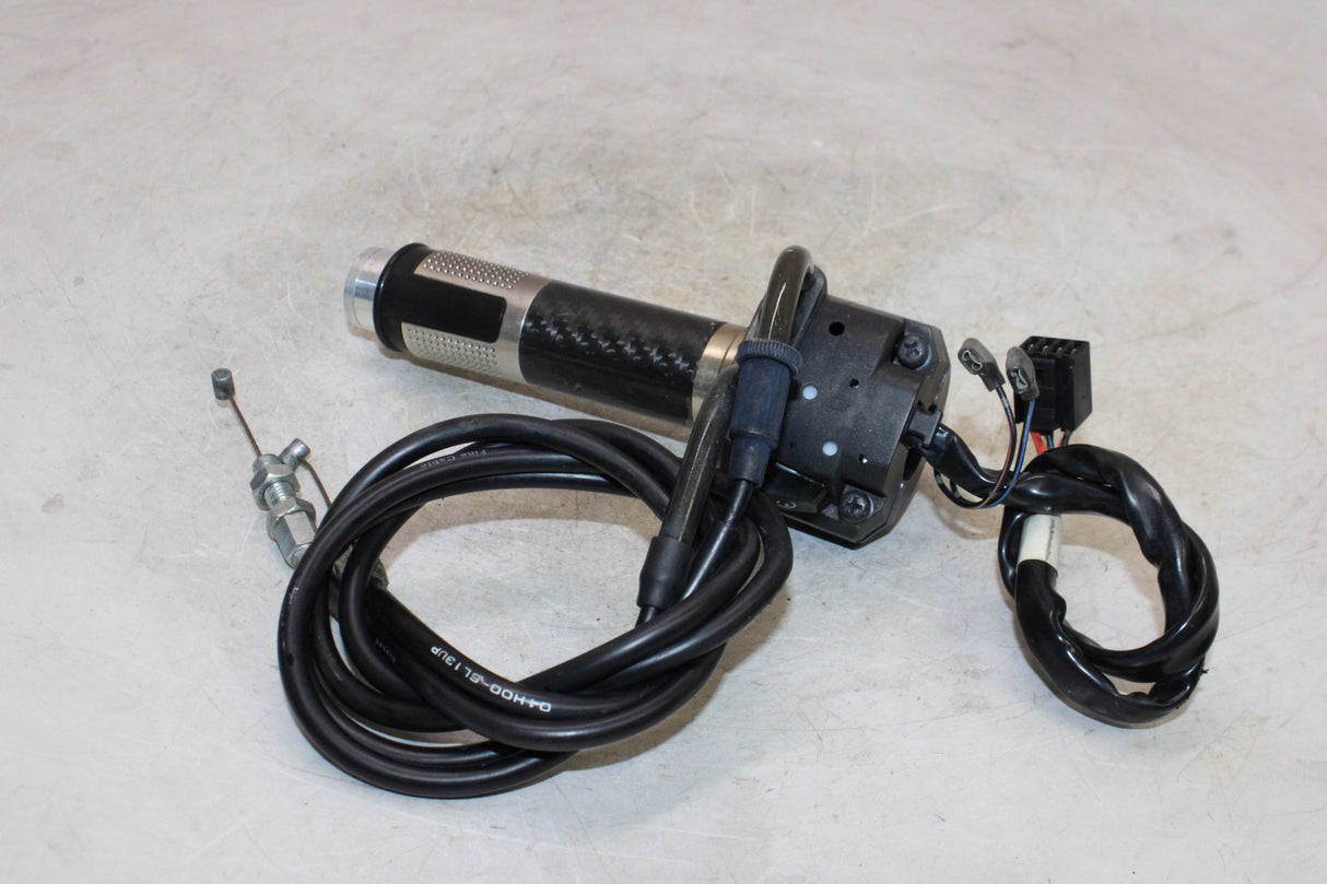 2007 Suzuki GSXR600 OEM RIGHT CLIP ON HANDLE KILL OFF START SWITCH SWITCHES