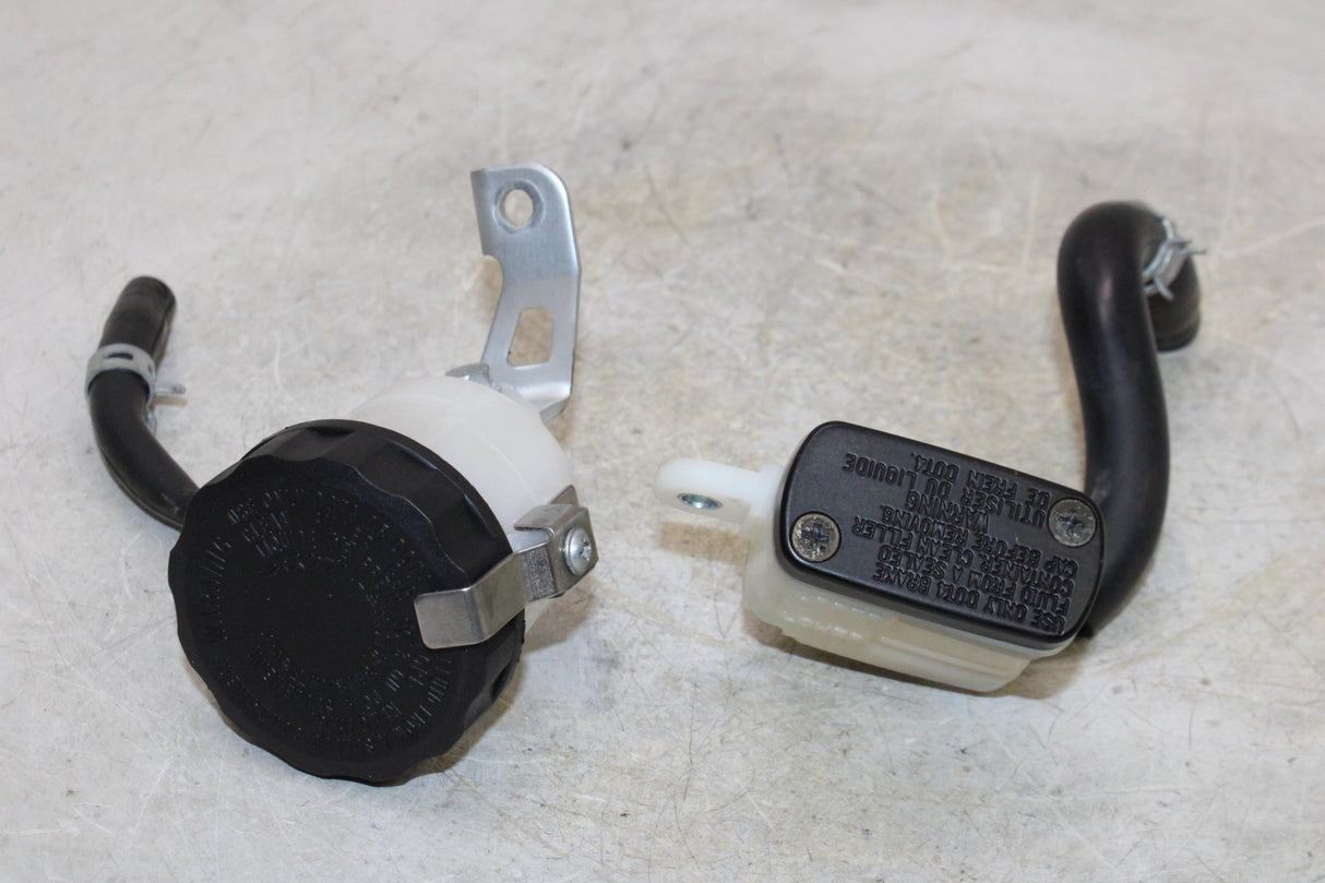 2007 Suzuki GSXR600 OEM FRONT REAR BRAKE MASTER FLUID RESERVOIR TANK BOTTLE PAIR