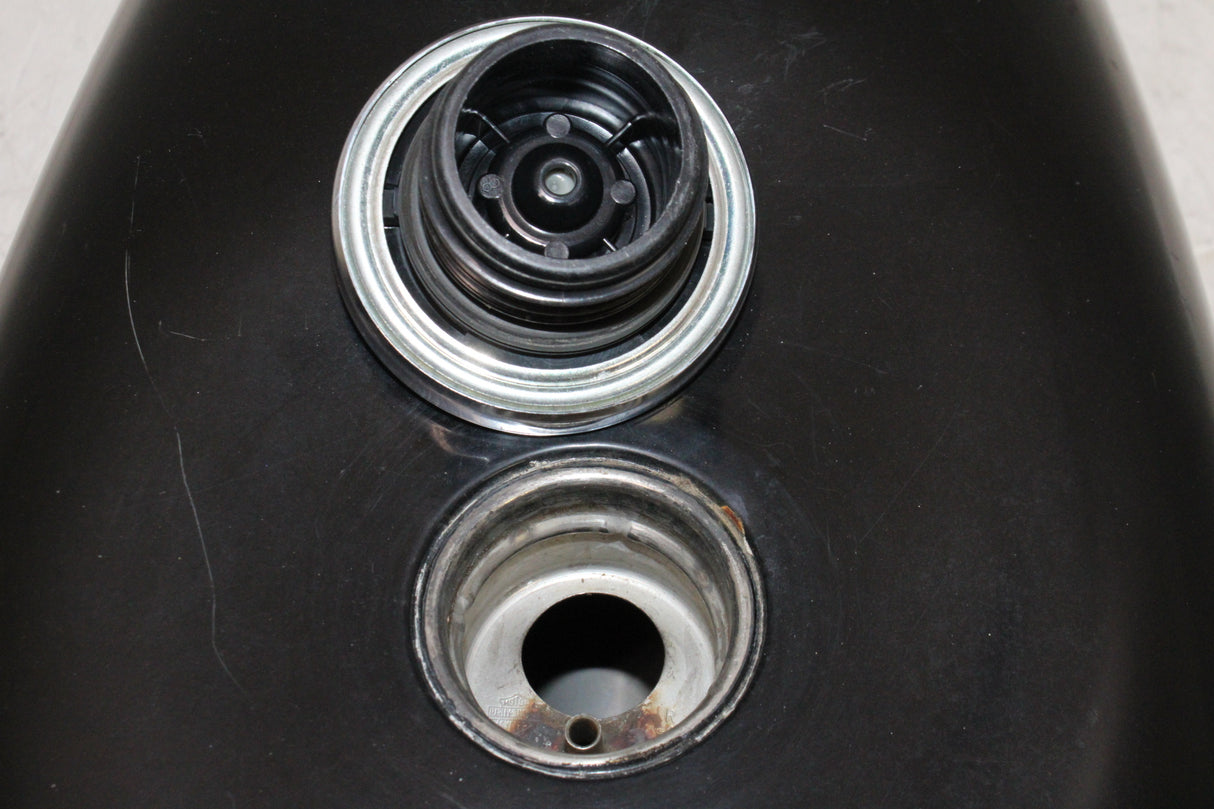 2007 Harley-Davidson Sportster 883 OEM GAS TANK FUEL PETROL RESERVOIR