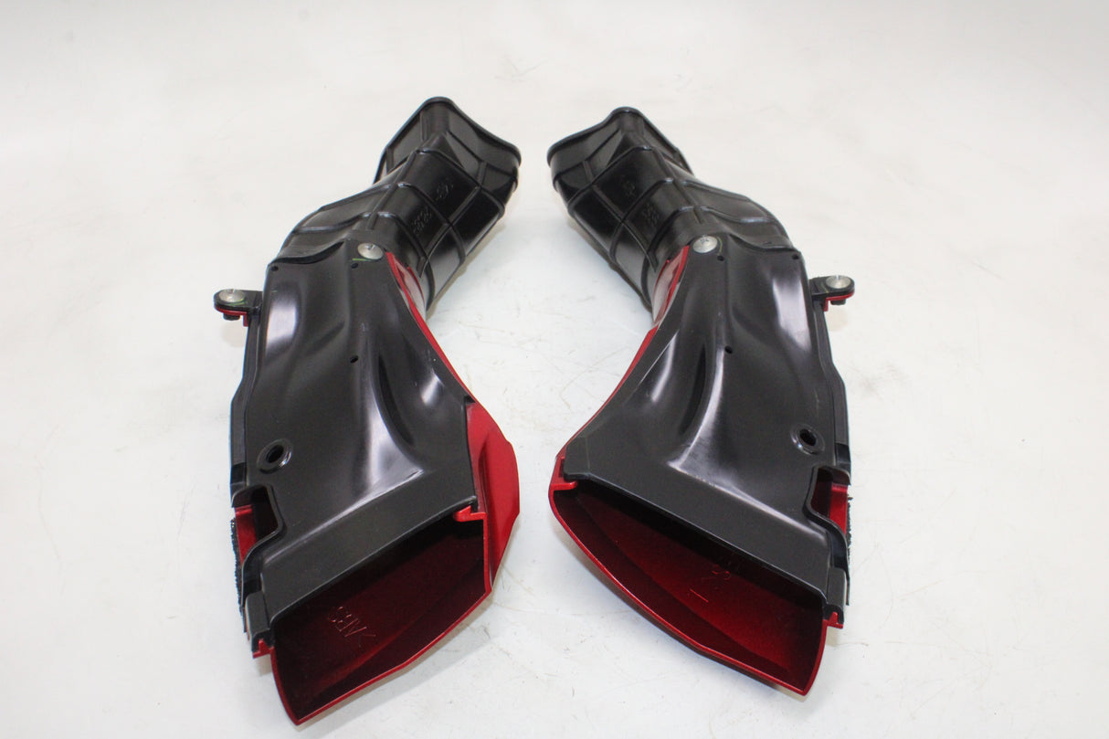 2009 Yamaha YZF R1 OEM RAM AIR INTAKE TUBE DUCT PAIR