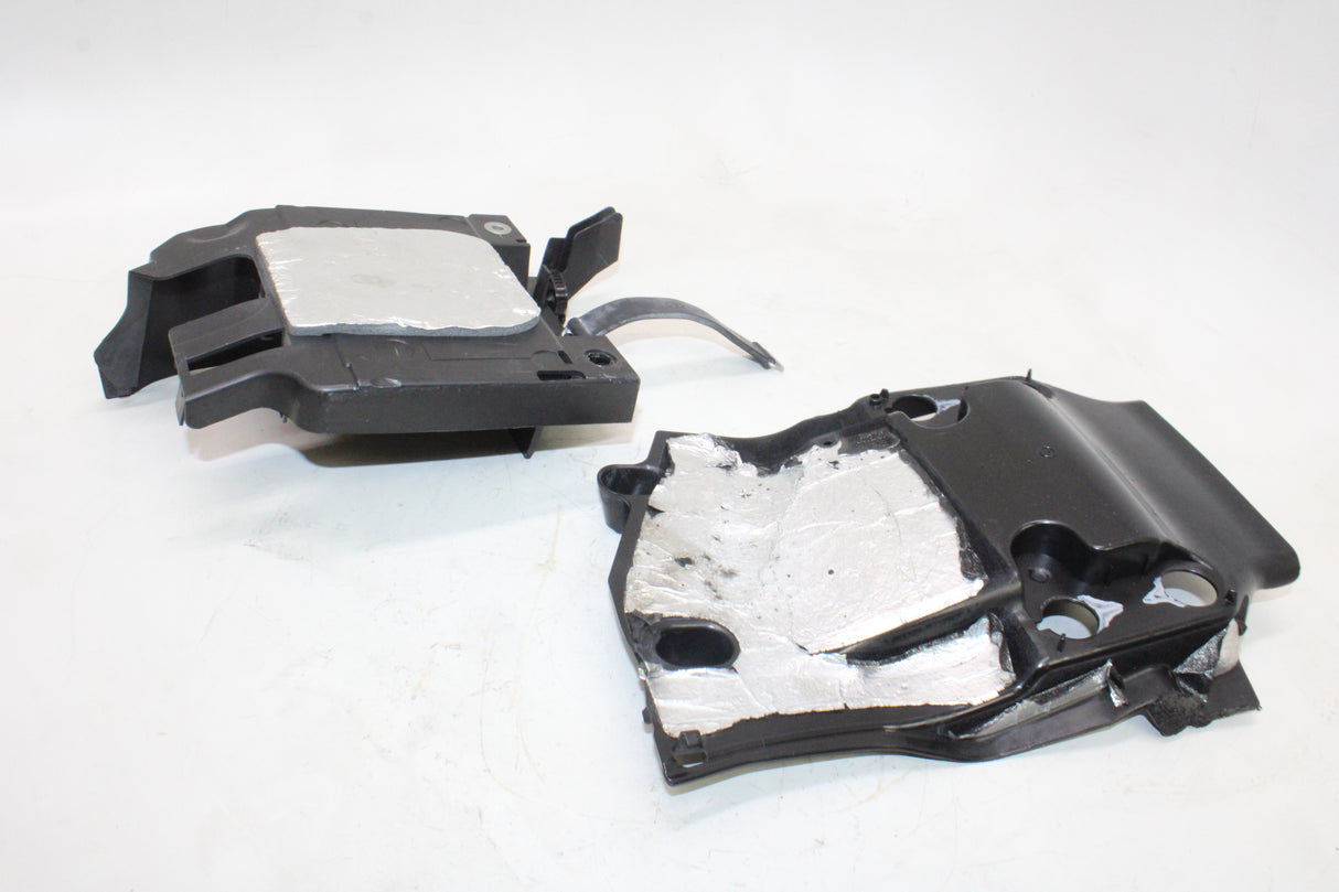 2009 Yamaha YZF R1 OEM REAR BACK TAIL UNDERTAIL BATTERY TRAY PLASTIC PAIR