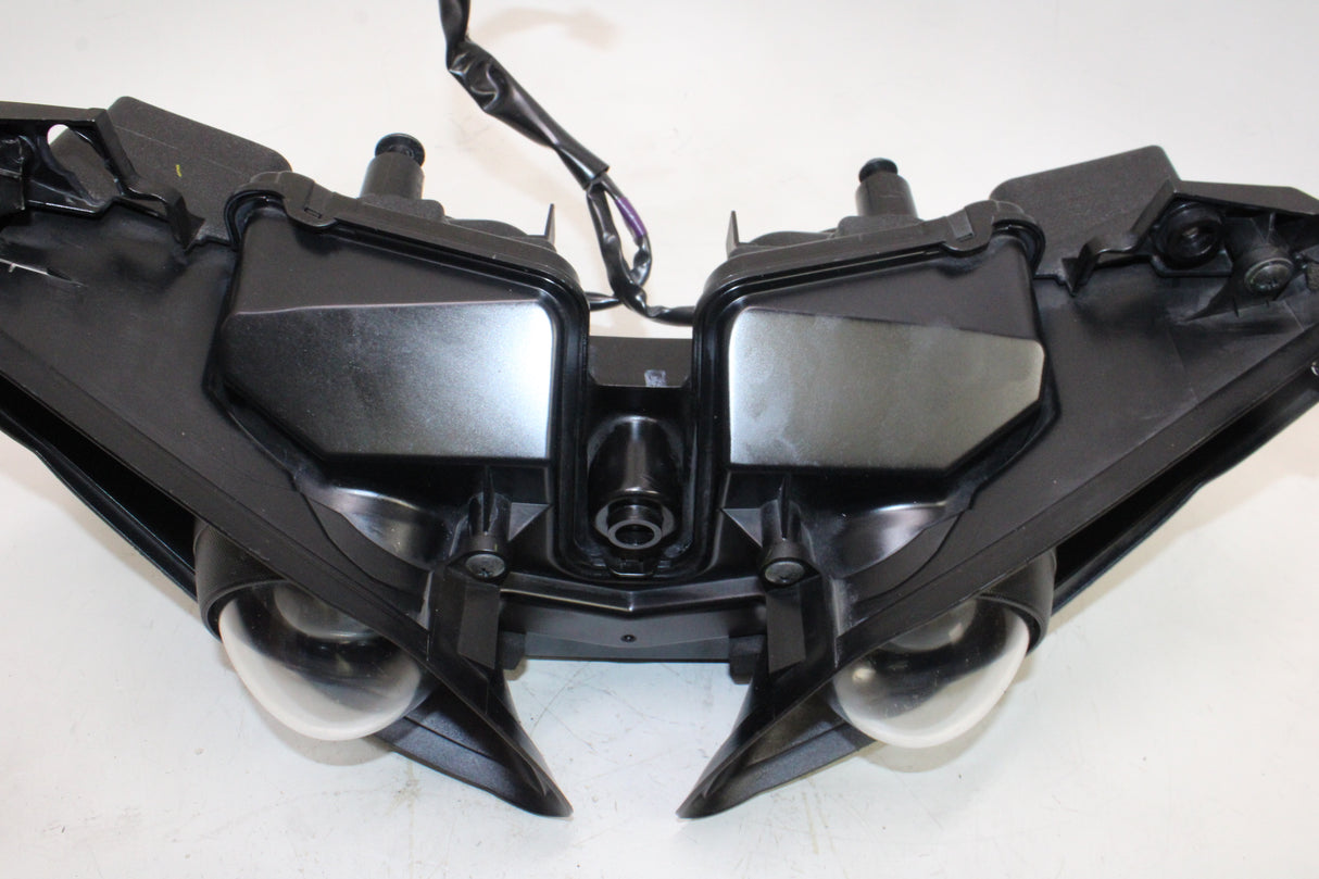 2009 Yamaha YZF R1 OEM FRONT HEADLIGHT HEAD LIGHT LAMP