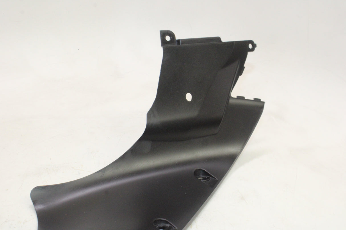 2009 Yamaha YZF R1 OEM FRONT RIGHT INNER FAIRING COWL PANEL TRIM