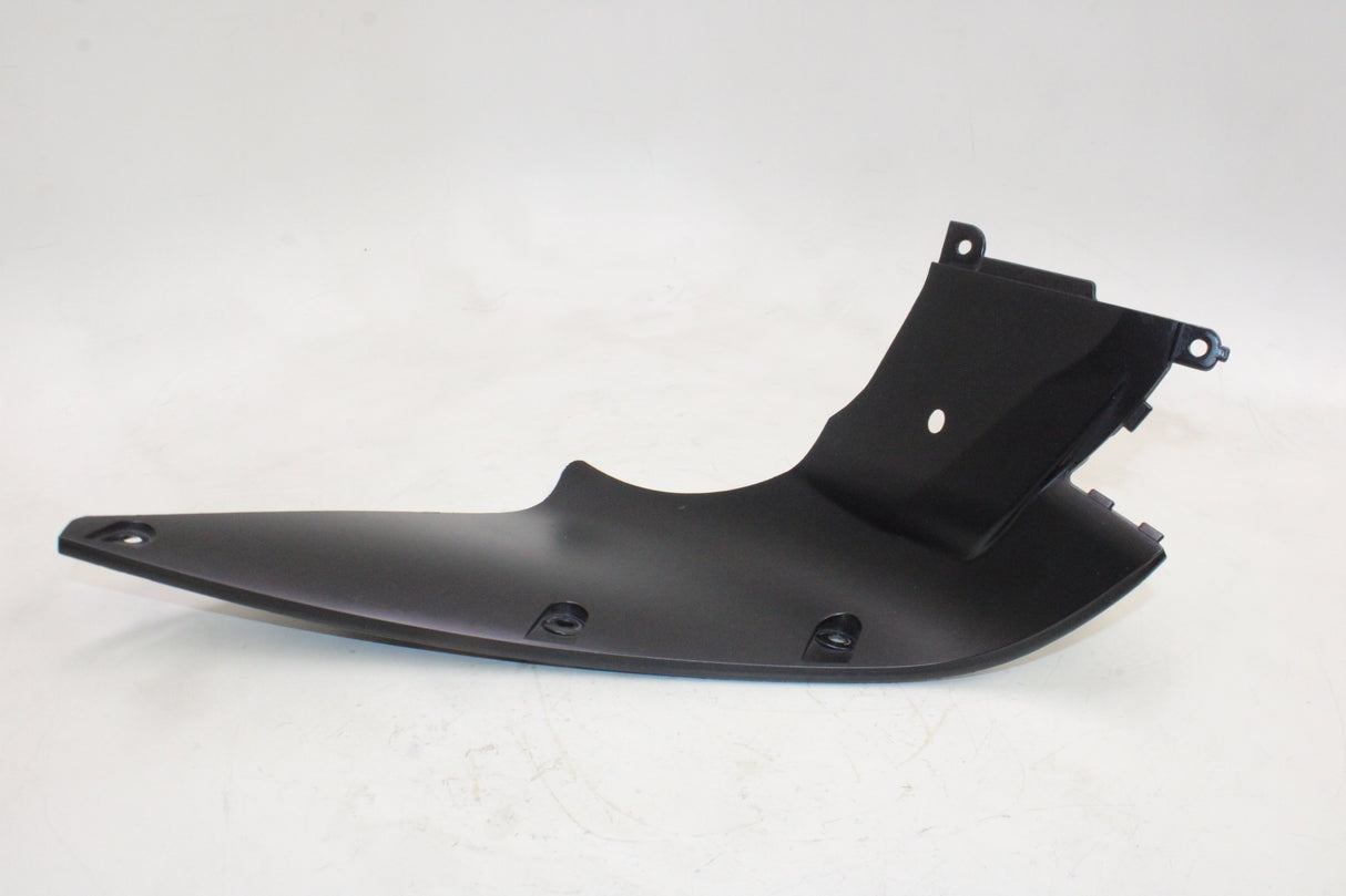 2009 Yamaha YZF R1 OEM FRONT RIGHT INNER FAIRING COWL PANEL TRIM