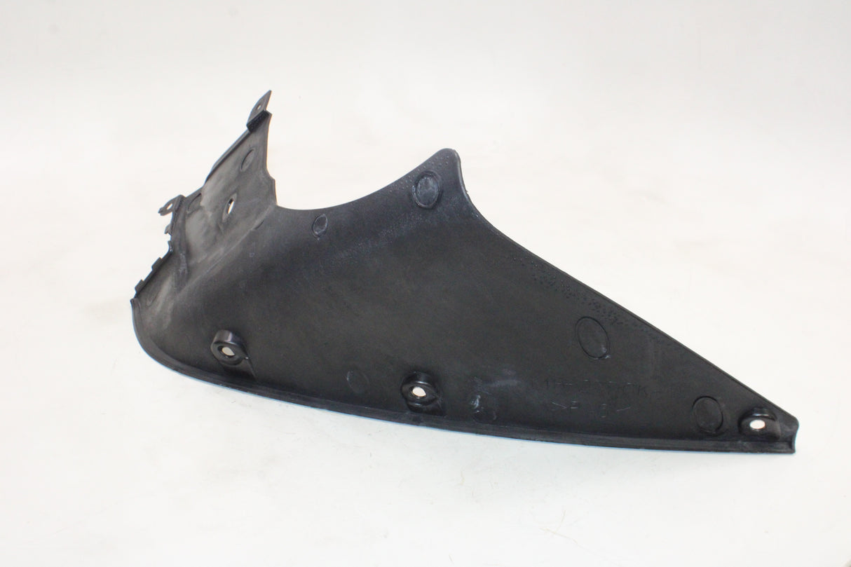 2009 Yamaha YZF R1 OEM FRONT RIGHT INNER FAIRING COWL PANEL TRIM