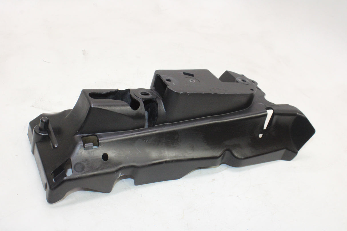 2009 Yamaha YZF R1 OEM REAR CENTER INNER COWL FAIRING