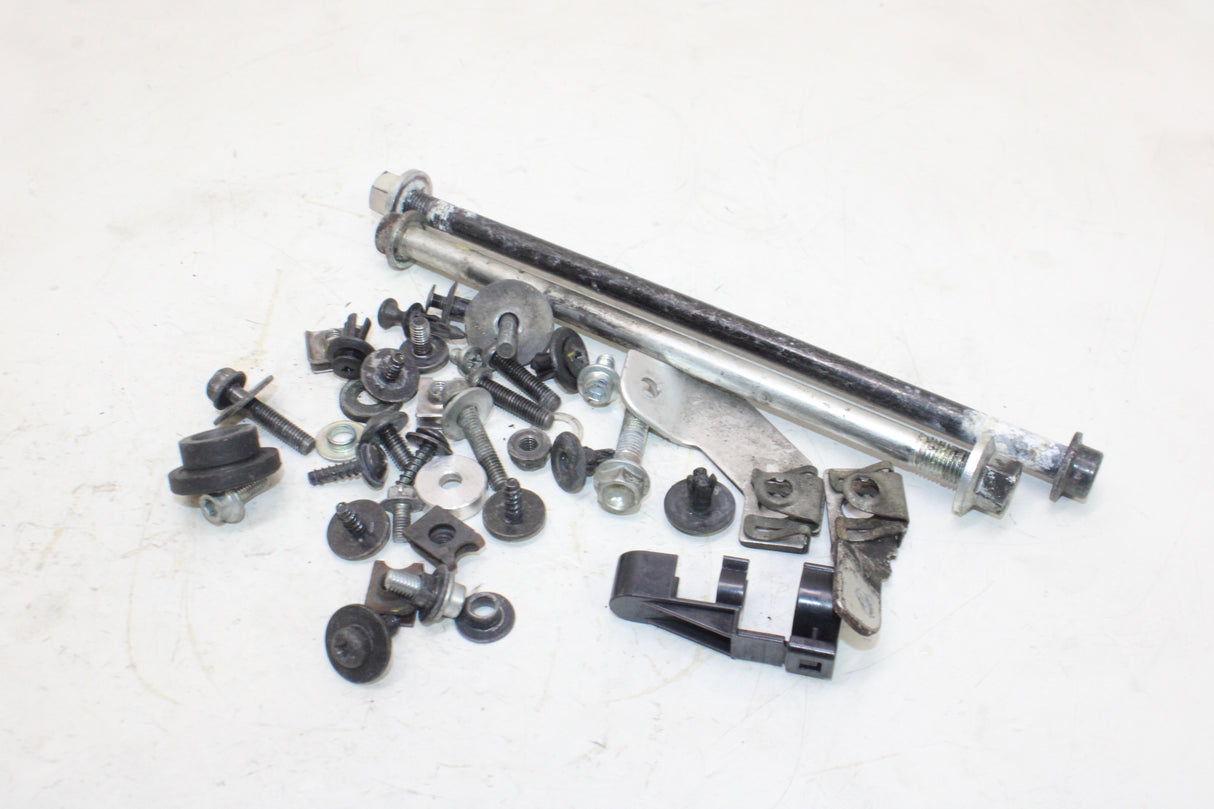 2009 Yamaha YZF R1 OEM ENGINE MOUNTING BOLTS HARDWARE MOTOR SCREWS
