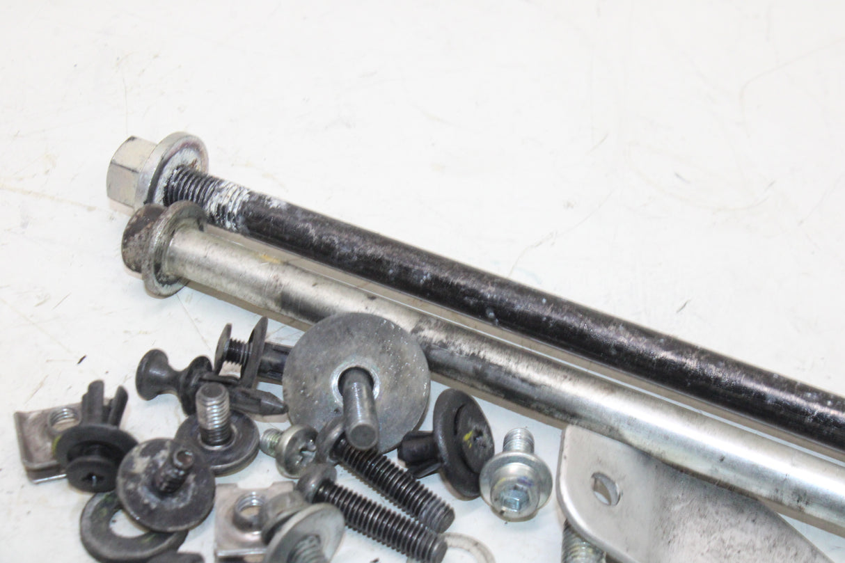 2009 Yamaha YZF R1 OEM ENGINE MOUNTING BOLTS HARDWARE MOTOR SCREWS