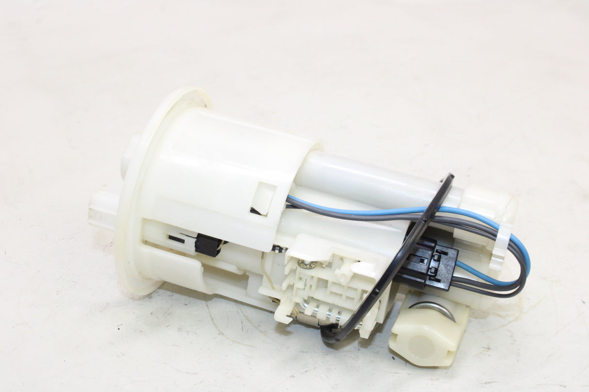 2009 Yamaha YZF R1 OEM FUEL PUMP GAS PETROL SENDER UNIT