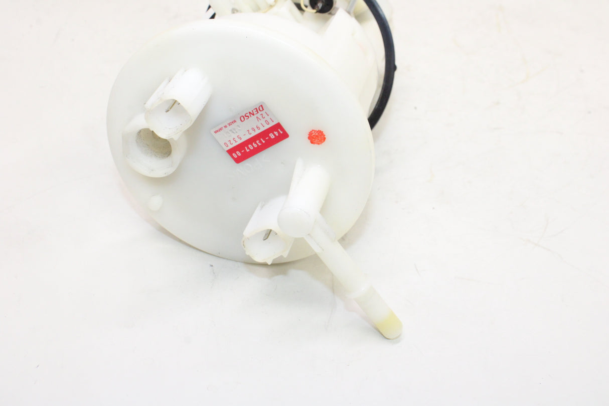2009 Yamaha YZF R1 OEM FUEL PUMP GAS PETROL SENDER UNIT