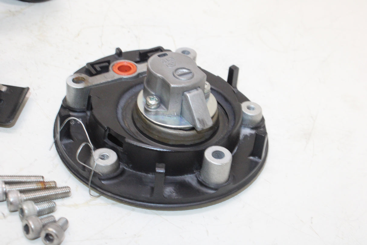 2009 Yamaha YZF R1 OEM IGNITION LOCK SET W/ GAS CAP AND SEAT LOCK !w Key!