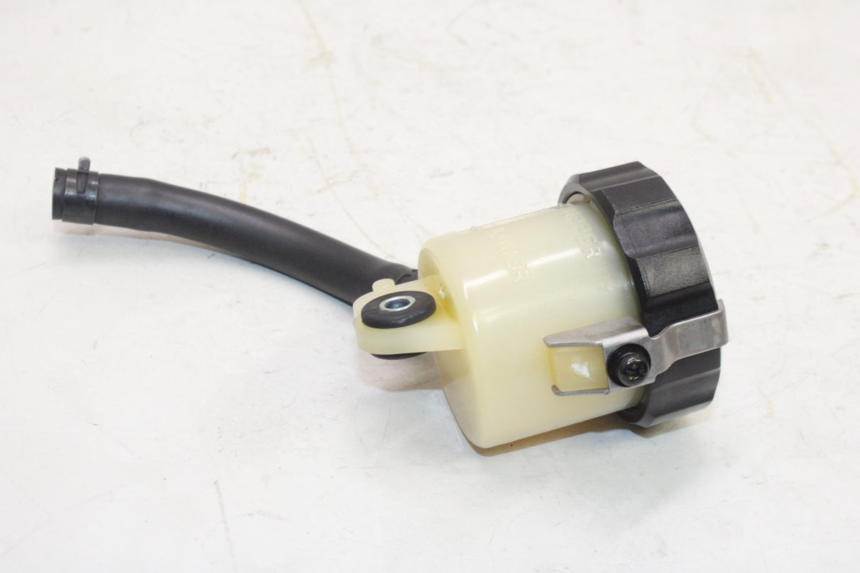 2009 Yamaha YZF R1 OEM FRONT BRAKE MASTER FLUID RESERVOIR TANK BOTTLE