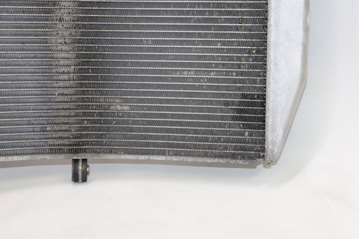 2009 Yamaha YZF R1 OEM ENGINE RADIATOR MOTOR COOLER COOLING W CAP