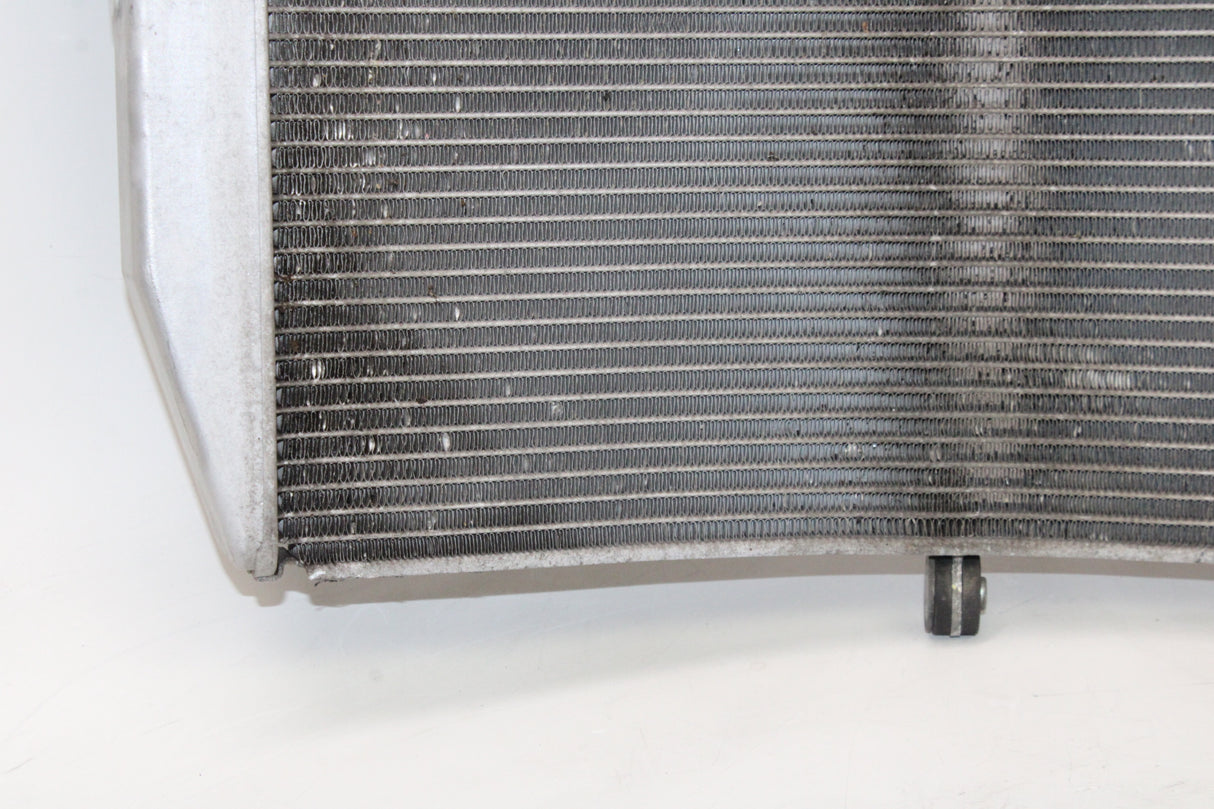 2009 Yamaha YZF R1 OEM ENGINE RADIATOR MOTOR COOLER COOLING W CAP