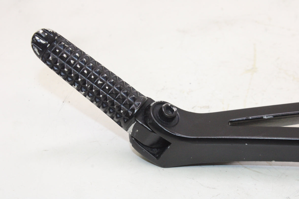 2009 Yamaha YZF R1 OEM LEFT REAR BACK PASSENGER PEG