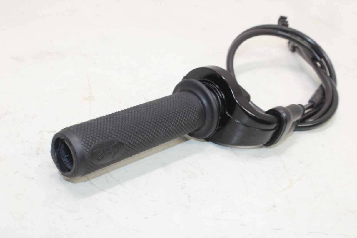 2009 Yamaha YZF R1 OEM THROTTLE CABLE LINE HOUSING GUIDE W CABLE