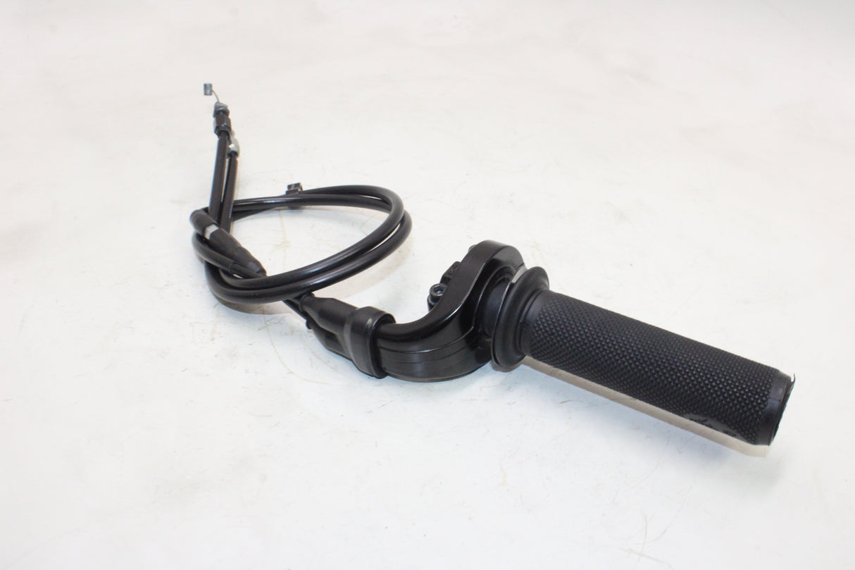 2009 Yamaha YZF R1 OEM THROTTLE CABLE LINE HOUSING GUIDE W CABLE