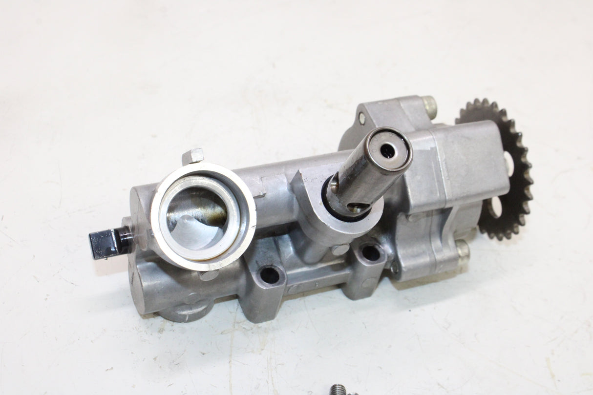 2007 Suzuki GSXR750 OEM ENGINE MOTOR OIL PUMP