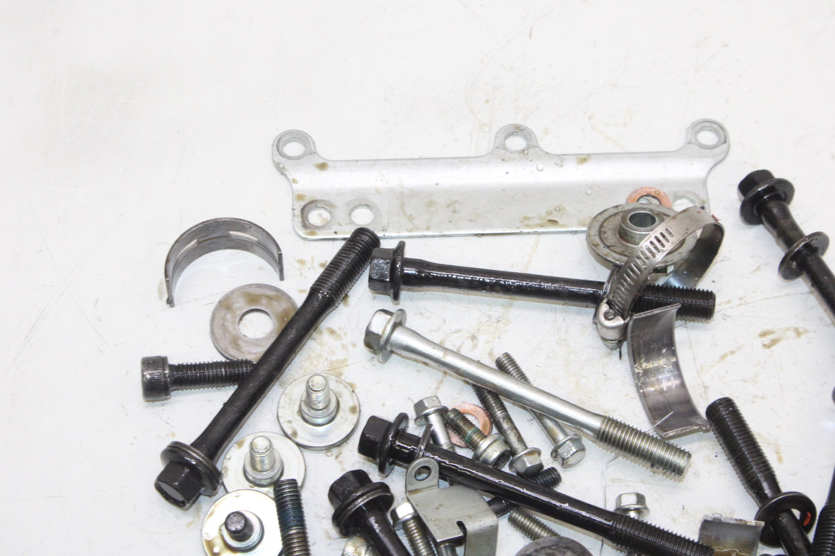 2007 Suzuki GSXR750 OEM ENGINE MOUNTING BOLTS HARDWARE MOTOR SCREWS