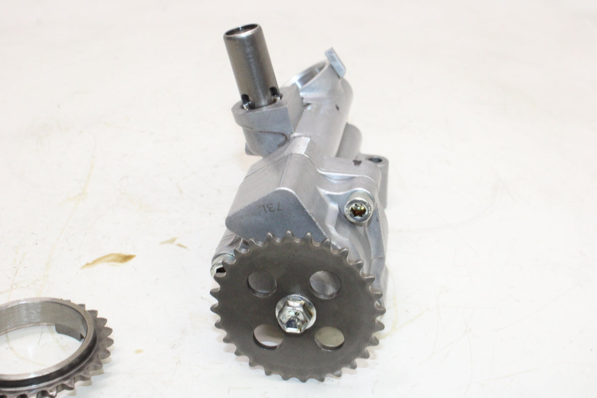 2007 Suzuki GSXR750 OEM ENGINE MOTOR OIL PUMP W CHAIN
