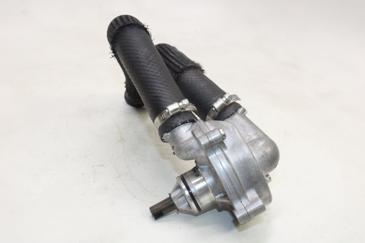 2007 Suzuki GSXR750 OEM ENGINE WATER COOLANT PUMP