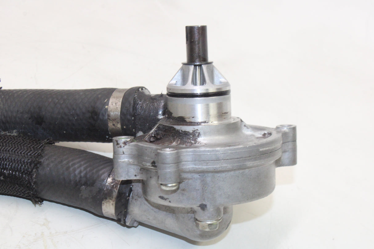 2007 Suzuki GSXR750 OEM ENGINE WATER COOLANT PUMP