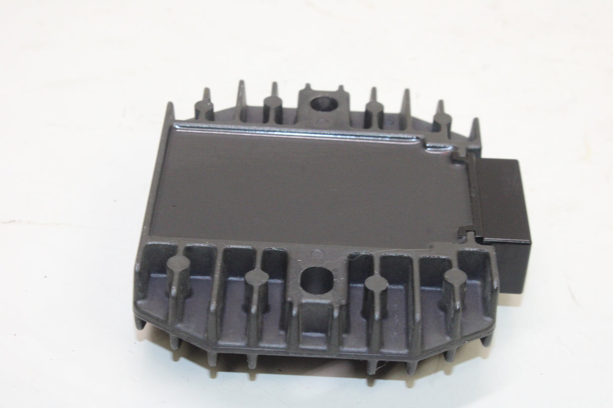 2009 Kawasaki Ninja 250R EX250J OEM RECTIFIER VOLTAGE REGULATOR