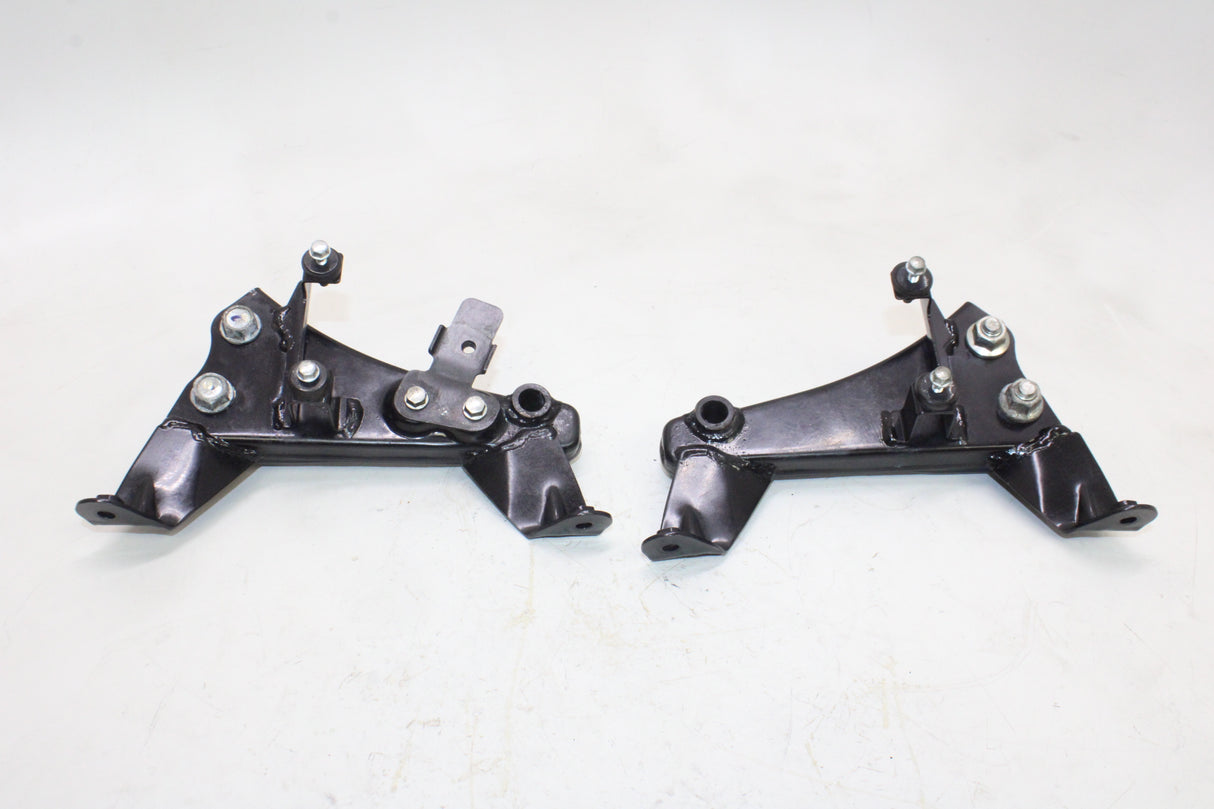 2009 Kawasaki Ninja 250R EX250J OEM ENGINE MOUNT MOTOR BRACKET