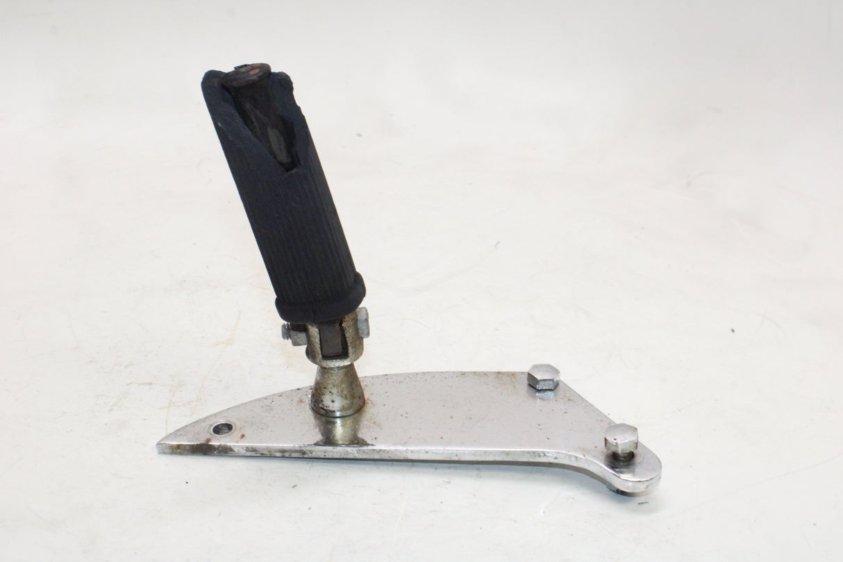1966 Triumph Trophy 650 TR6R OEM RIGHT REAR BACK PASSENGER PEG
