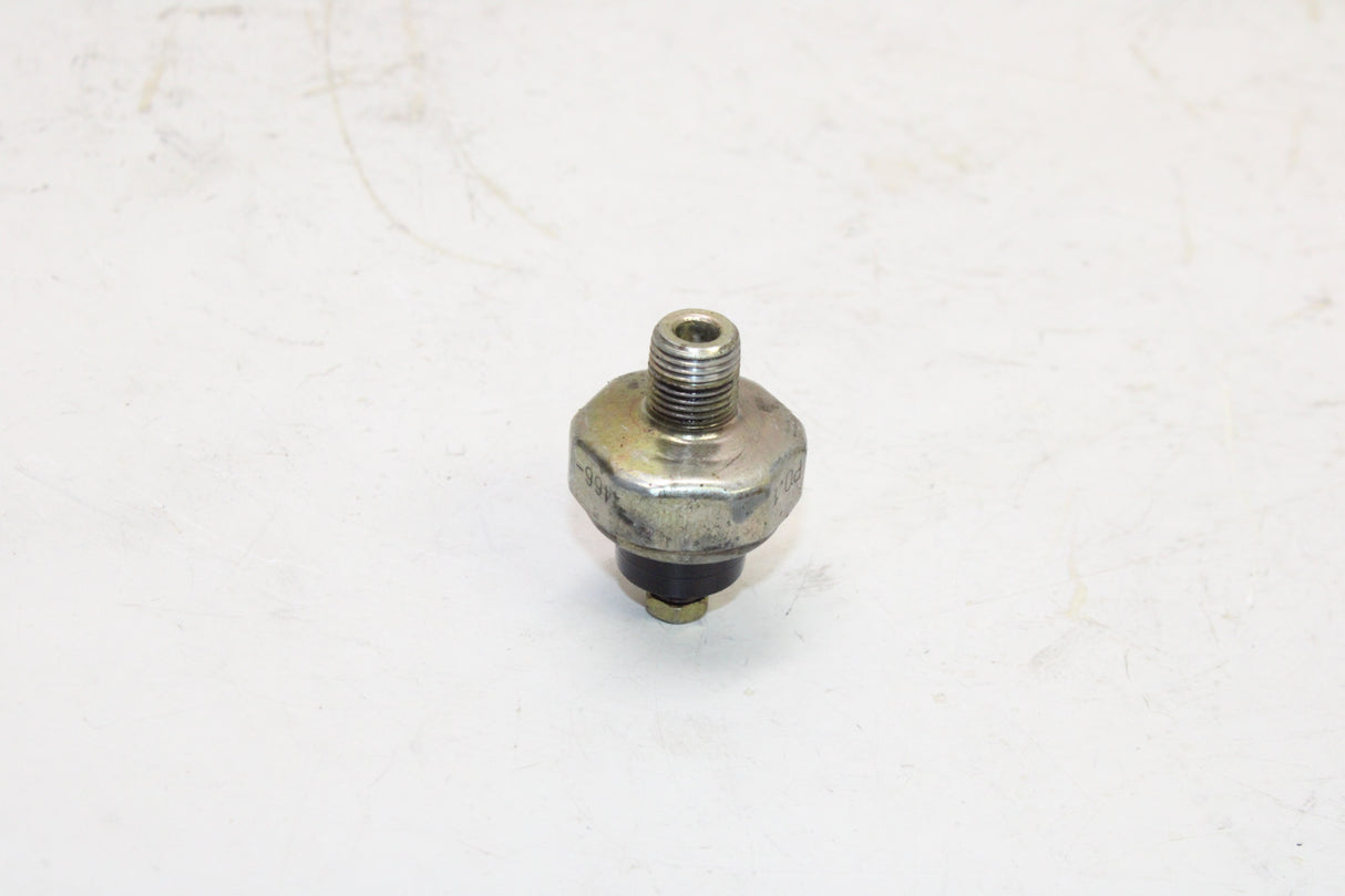 1994 Kawasaki Ninja ZX9R ZX900-B OEM OIL PRESSURE SENSOR