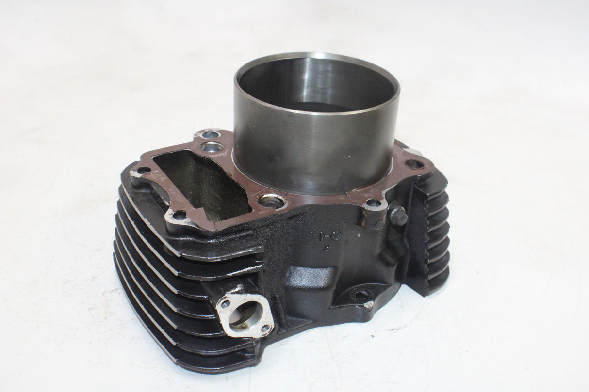 1997 Kawasaki Vulcan 1500 VN1500-D OEM REAR ENGINE PISTON CYLINDERS BLOCK JUG