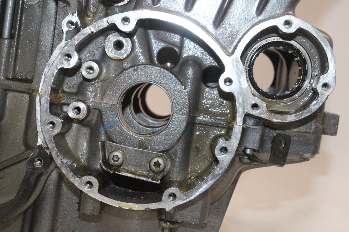 1997 Triumph Trophy 900 OEM ENGINE MOTOR CRANKCASE CRANK CASES BLOCK