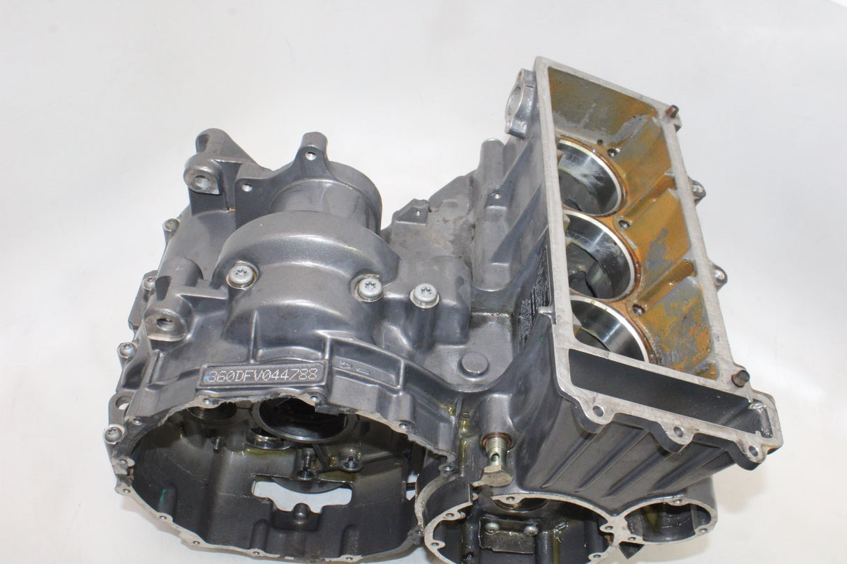 1997 Triumph Trophy 900 OEM ENGINE MOTOR CRANKCASE CRANK CASES BLOCK