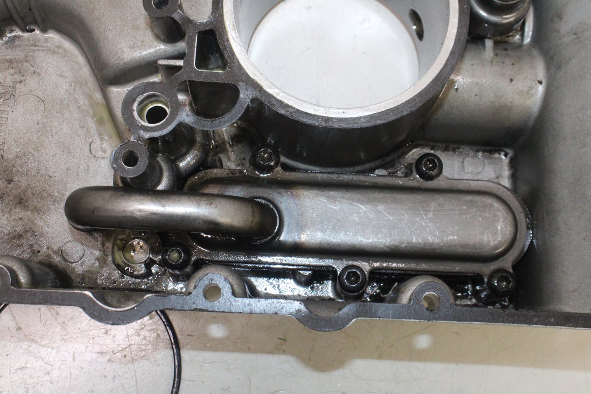 1997 Triumph Trophy 900 OEM ENGINE MOTOR BOTTOM OIL PAN COVER