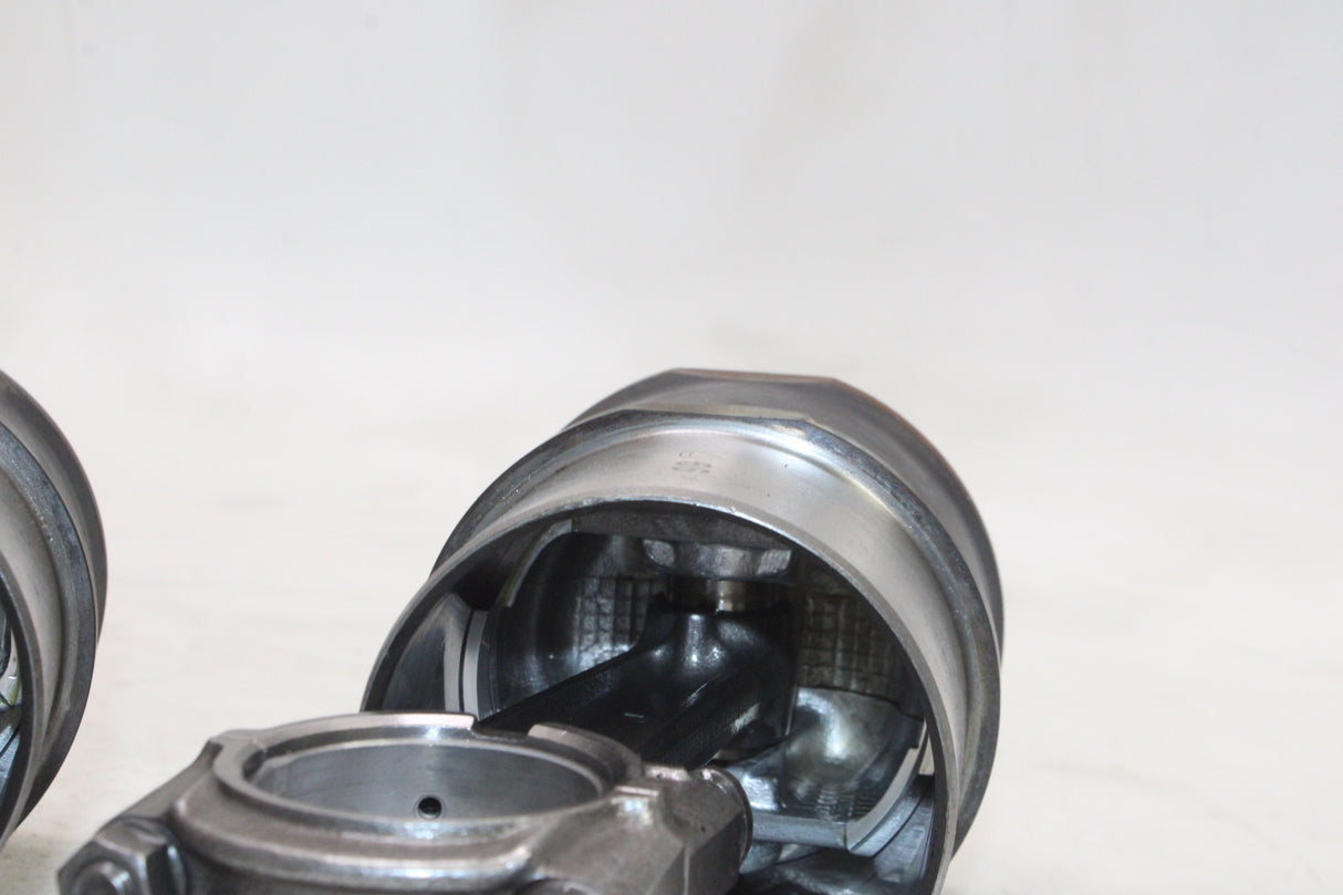 1997 Triumph Trophy 900 OEM ENGINE MOTOR BLOCK PISTONS