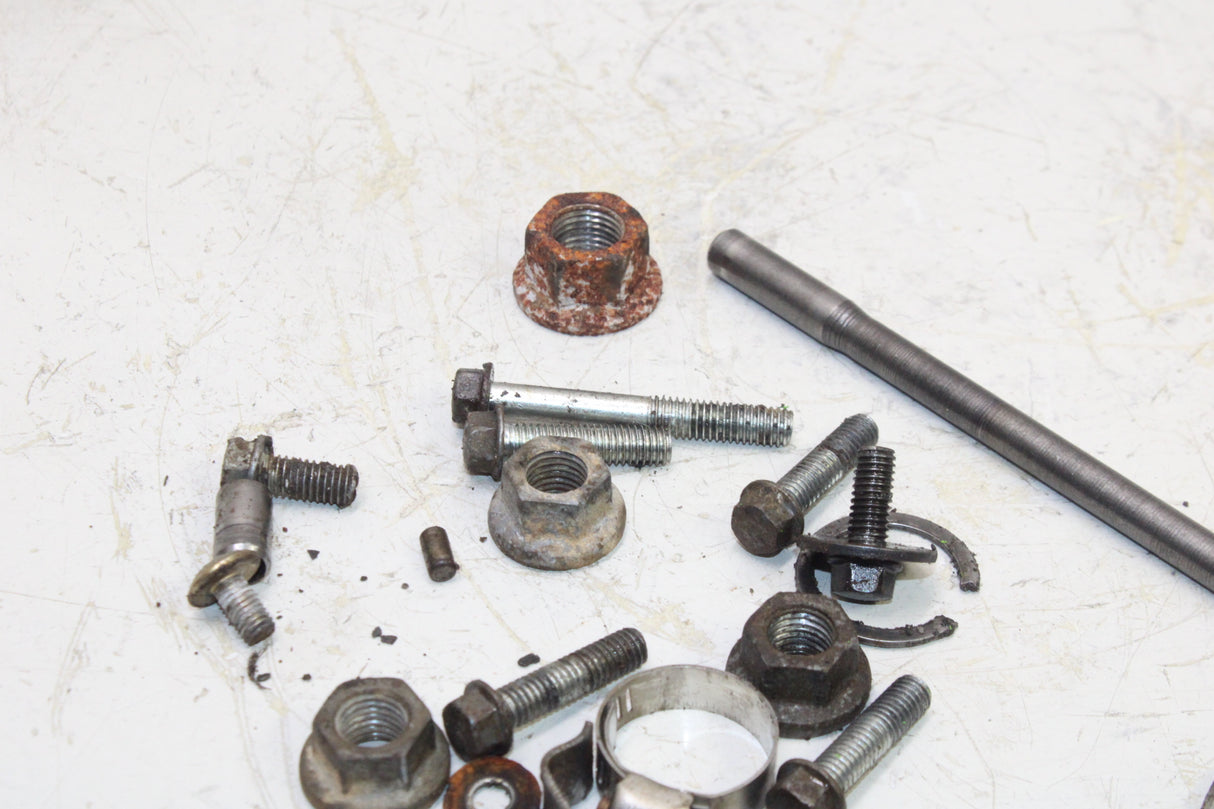 1992 Kawasaki KX250 J OEM ENGINE MOUNTING BOLTS HARDWARE MOTOR SCREWS