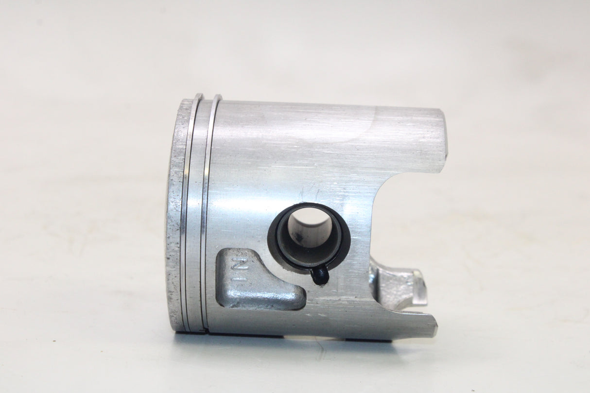 1992 Kawasaki KX250 J OEM PISTON HEAD