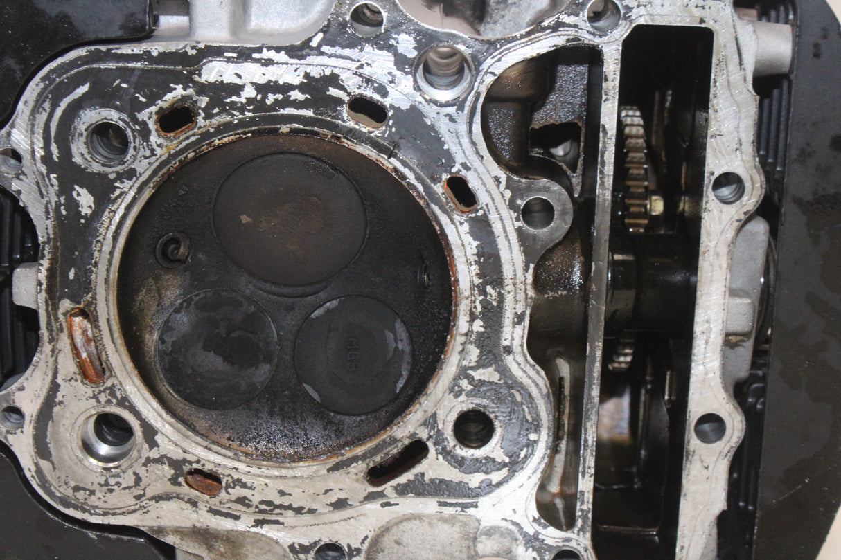 1994 Honda Shadow 1100 VT1100 OEM REAR ENGINE TOP END CYLINDER HEAD