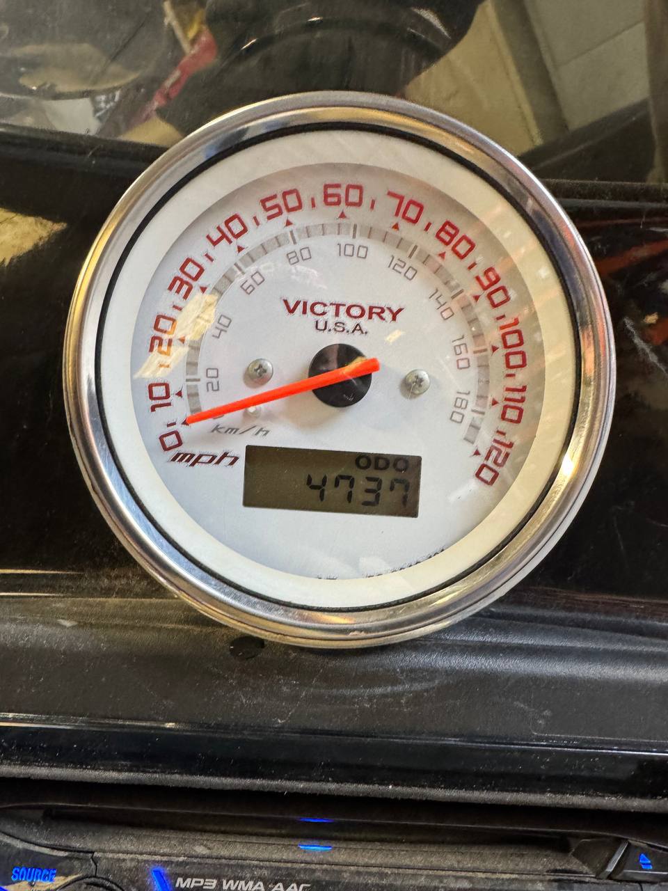 2009 Victory Vegas OEM SPEEDO TACH GAUGES DISPLAY CLUSTER SPEEDOMETER TACHOMETER