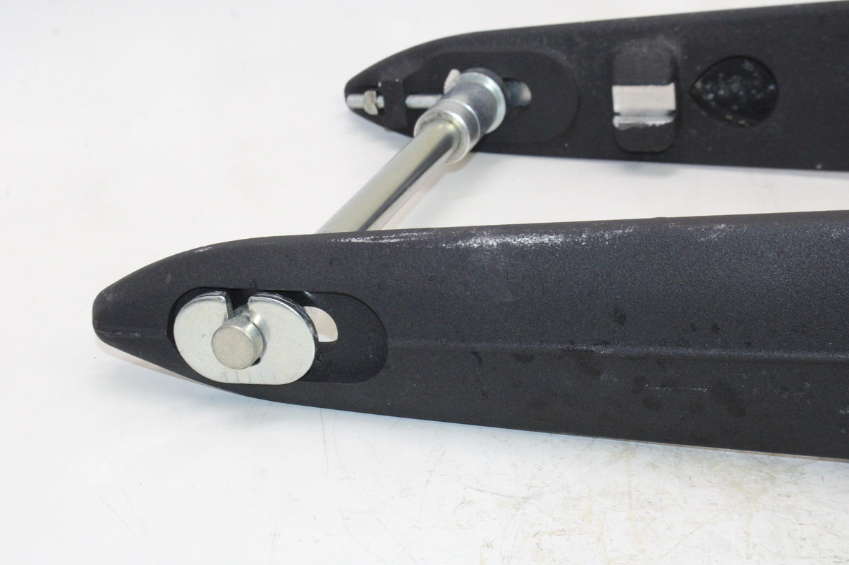 2009 Victory Vegas OEM REAR SWINGARM BACK SUSPENSION SWING ARM