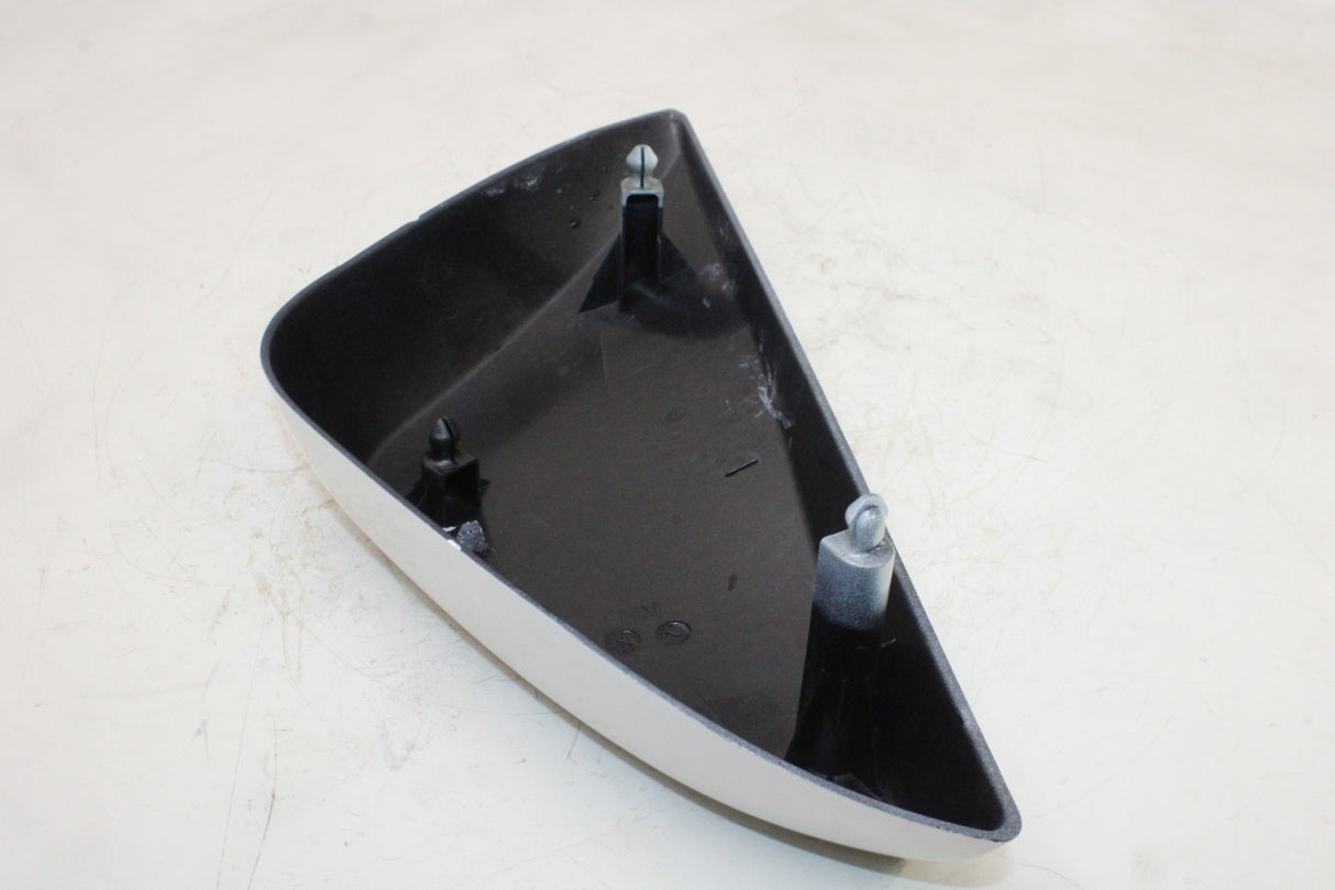 2009 Victory Vegas OEM RIGHT SIDE COWL COVER