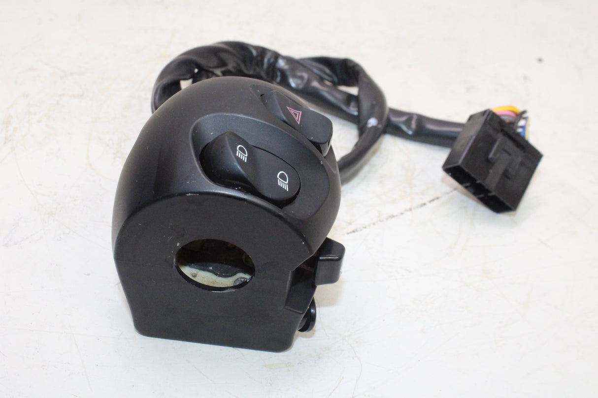 2009 Victory Vegas OEM LEFT CLIP ON HANDLE HORN SIGNALS SWITCH