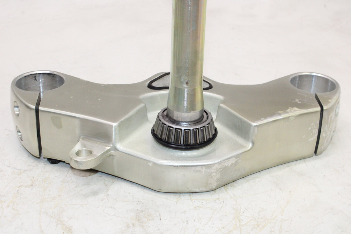 2009 Victory Vegas OEM FRONT FORKS CLAMP LOWER TRIPLE TREE STEM