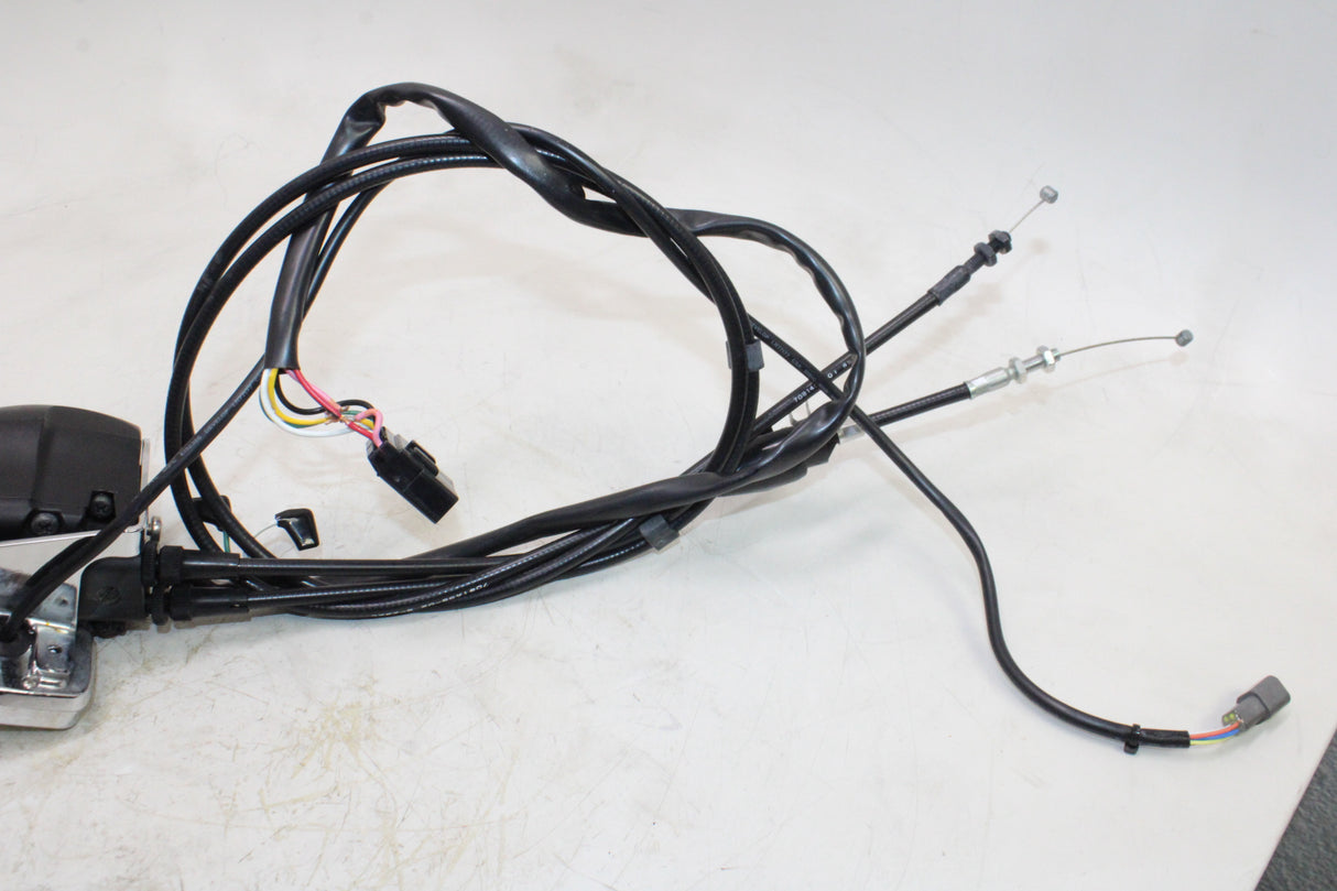 2009 Victory Vegas OEM RIGHT CLIP ON HANDLE KILL OFF START SWITCH