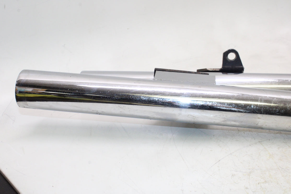 2001 Harley-Davidson Sportster 883 XLH883 EXHAUST MUFFLER PAIR Vance & Hines