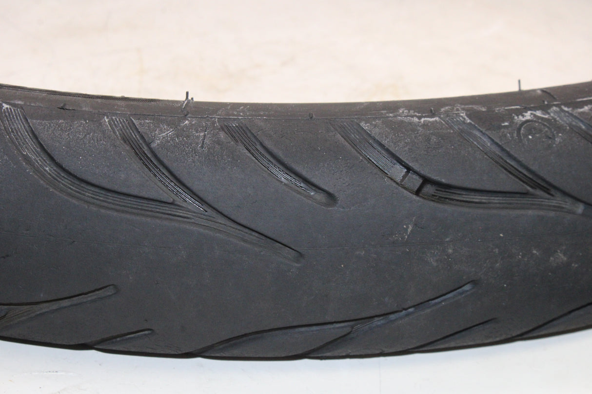 FRONT WHEEL TIRE Michelin Commander II 90/90-21 M/C 54H