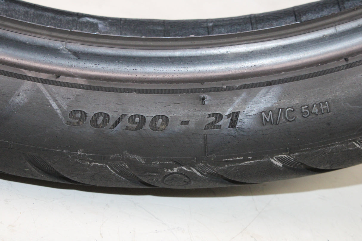 FRONT WHEEL TIRE Michelin Commander II 90/90-21 M/C 54H