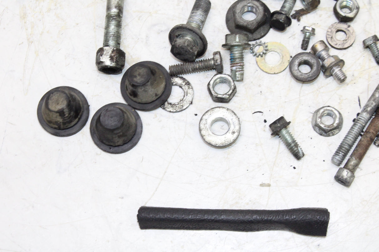 2001 Harley-Davidson Sportster 883 XLH883 OEM ENGINE MOUNTING BOLTS MOTOR SCREWS